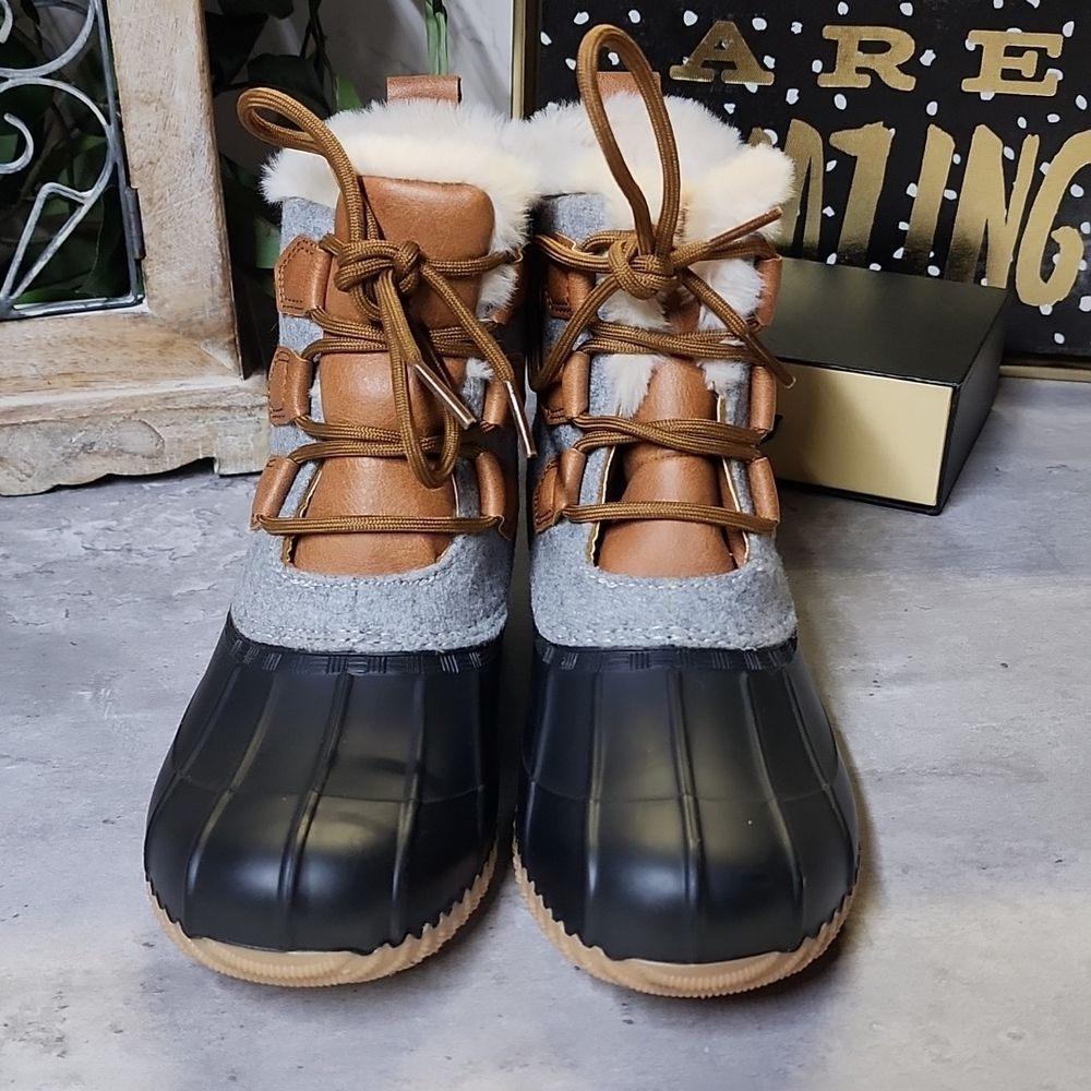 Maurices brand booties NWOT - Picture 4 of 7